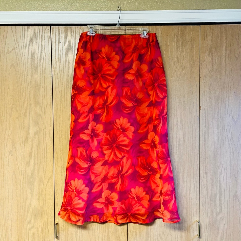 Women’s skirt